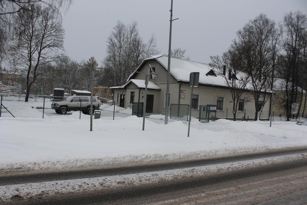 Latvijas Sarkana Krusta Viesnica Rēzekne Exterior foto